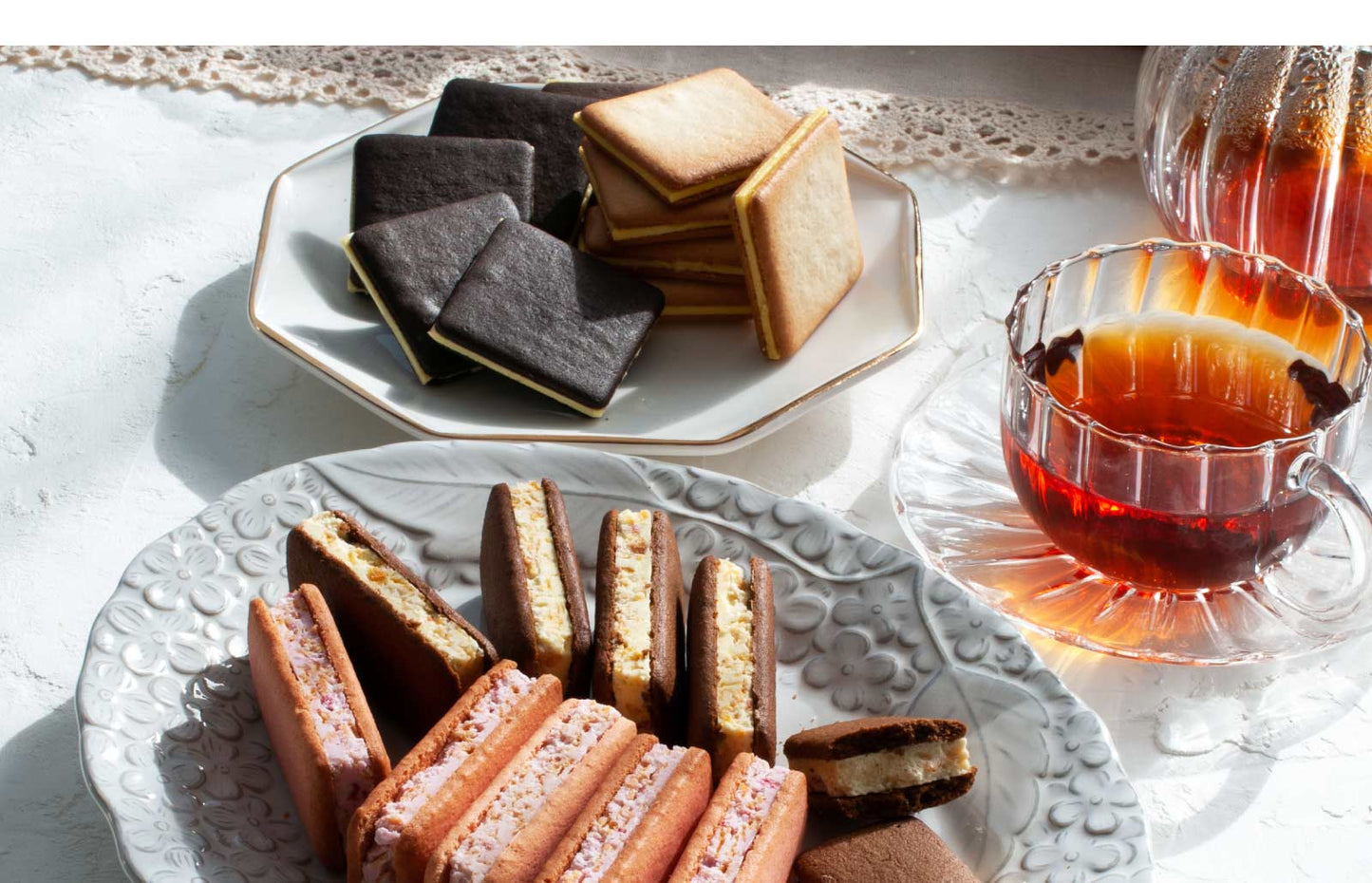 tokyo baked base sandwich cookies and langue de chat, best luxury japanese desserts, luxury Japanese desserts, best Japanese snacks, exotic japanese snacks, hard to find japanese snacks, hard to find japanese snacks online, exotic japanese snacks online, exotic japanese snacks worldwide, langue de chat online, sandwich cookie online